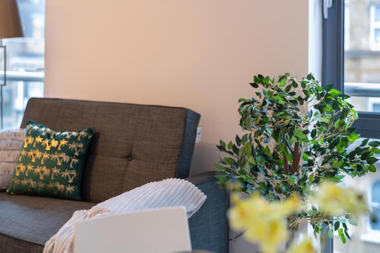 Windsor Luxury Studio Apartment Luaran gambar