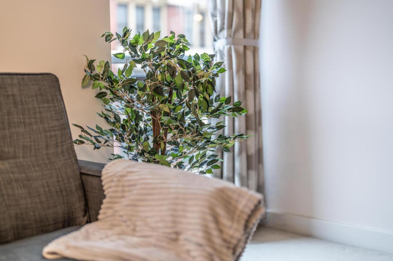 Windsor Luxury Studio Apartment Luaran gambar